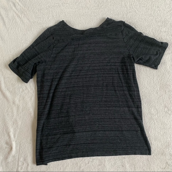 Nike Moisture Wicking T-Shirt - Picture 6 of 6